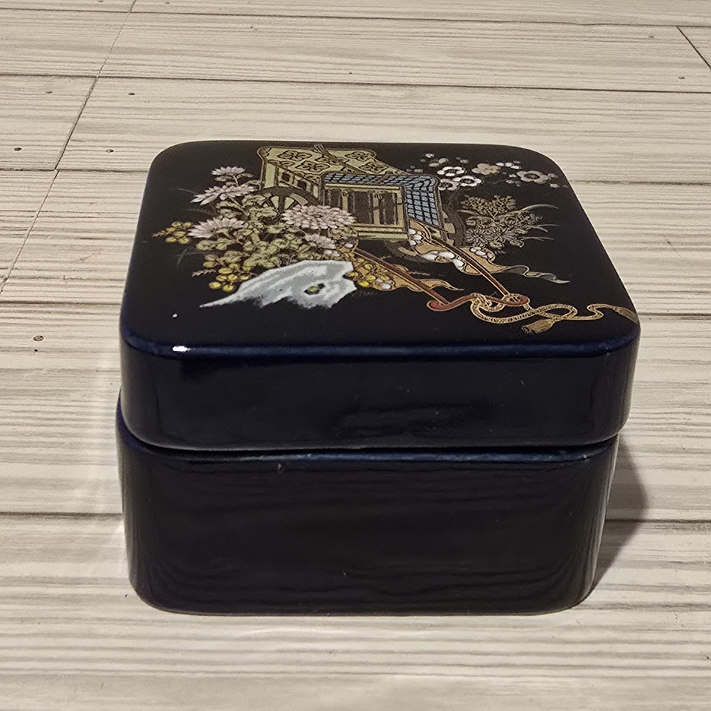 Japanese Theme Small Colbalt Blue Trinket Box